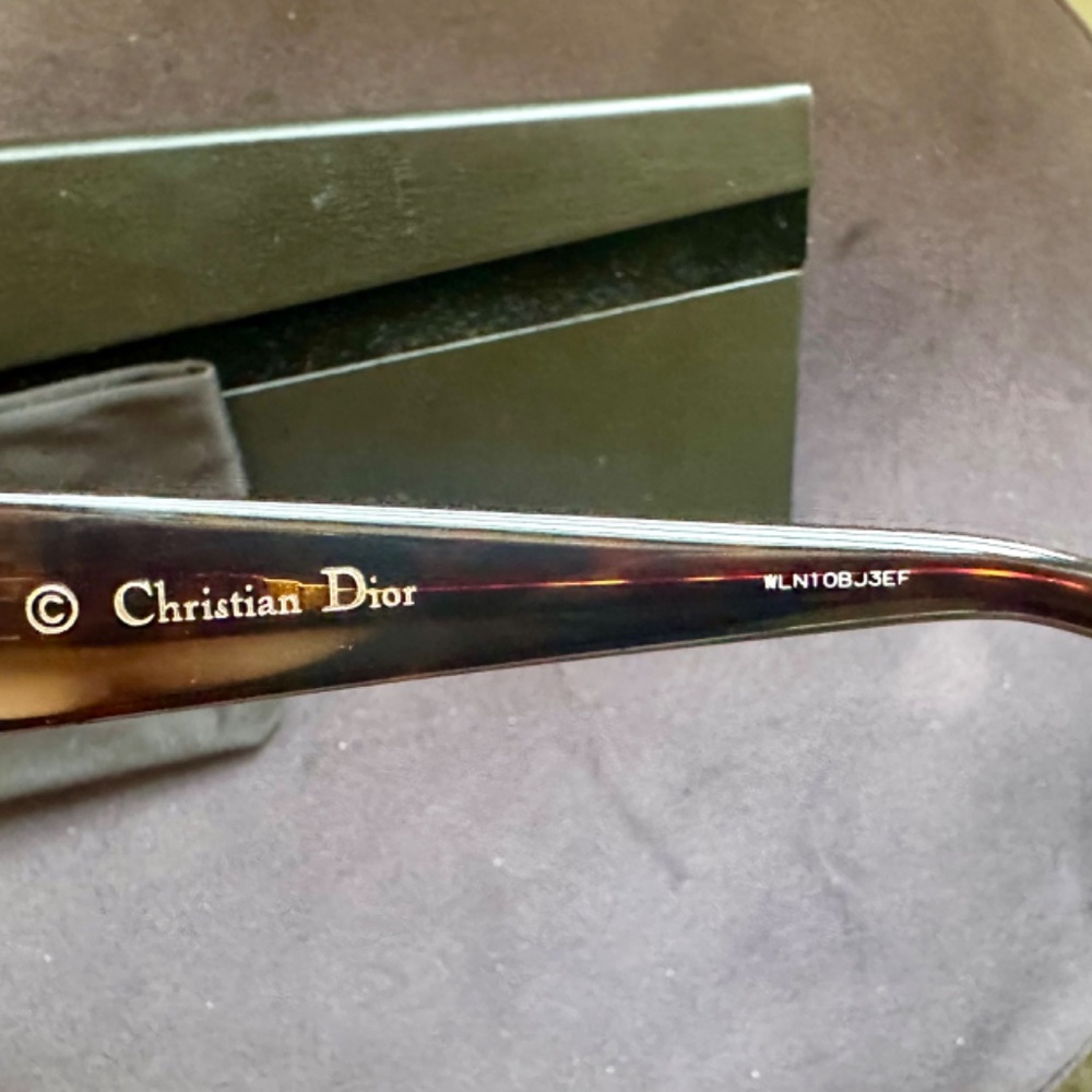Dior Lady Studs 5 Sunglasses - Picture 5 of 6